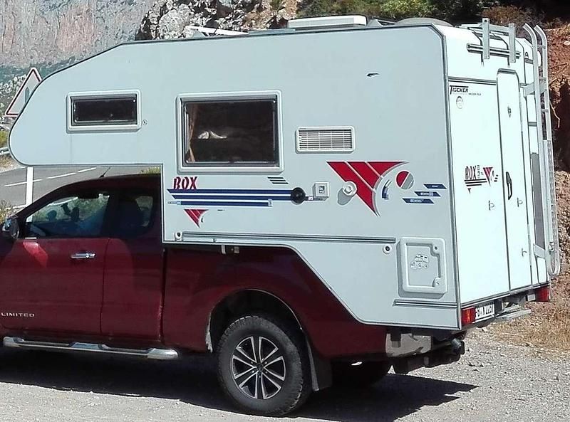 Gebraucht Ford Ranger Limited 150 PS (110 kW) 2013 Rot Pickup