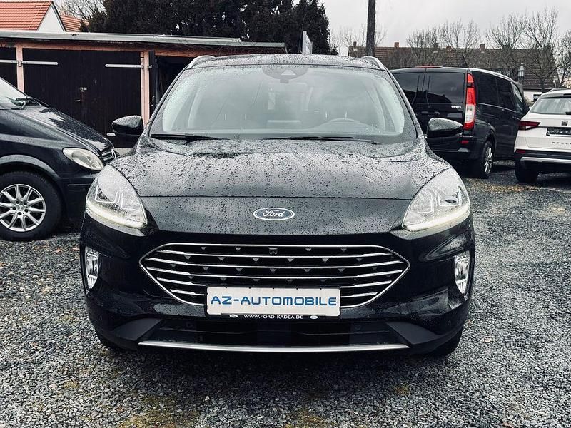 Gebraucht Ford Kuga Titanium 150 PS (110 kW) 2020 Agate black SUV