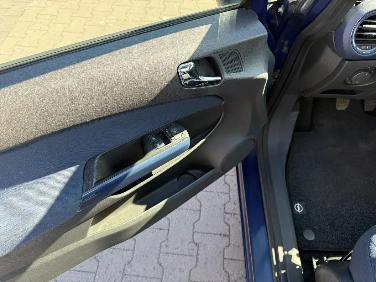 Gebraucht Opel Corsa Edition 60 PS (44 kW) 2008 Blau Kleinwagen