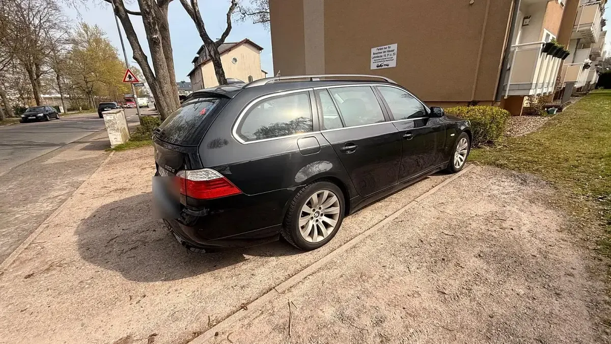 Gebraucht BMW 520 177 PS (130 kW) 2009 Schwarz Kombi
