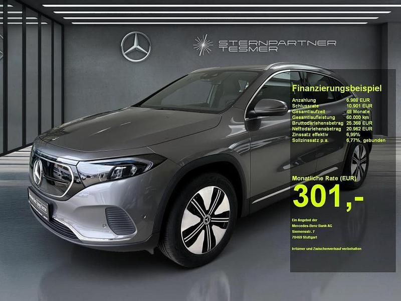 Grau Gebraucht 2023 Mercedes EQA250 Progressive SUV | 27.960 € (Guter Preis) - Bild 1/3