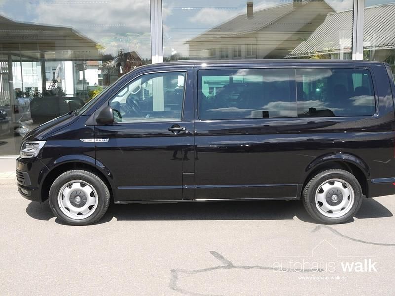 Second-hand VW Multivan Trendline 150 CP (110 kW) 2019 Monovolum