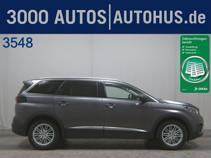 Grau Gebraucht 2020 Peugeot 5008 Allure Van / Kleinbus | 18.980 € (Superpreis) - Bild 1/4