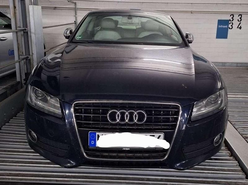 Blau Gebraucht 2009 Audi A5 Coupé | 4.500 € (Superpreis) - Bild 1/4