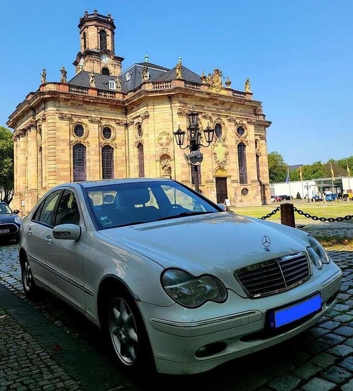 Weiß Gebraucht 2000 Mercedes C200 Elegance Limousine | 2.900 € (Guter Preis) - Bild 1/4