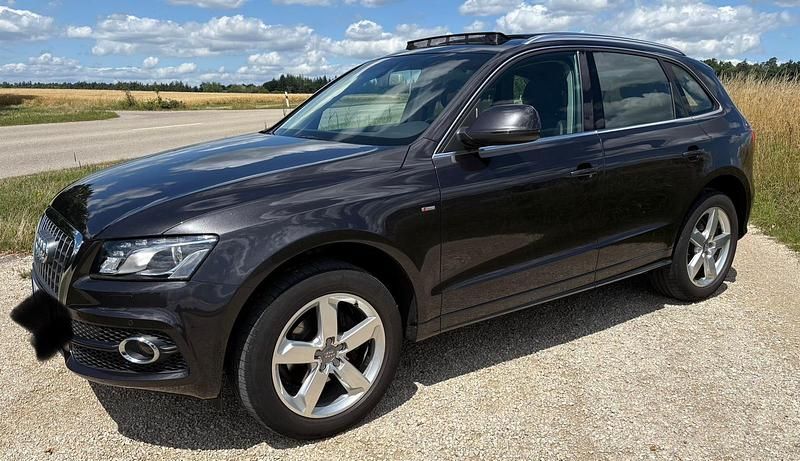 Andere außenfarben Gebraucht 2009 Audi Q5 S-Line SUV | 11.900 € (Superpreis) - Bild 1/4