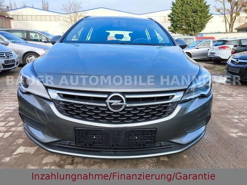 Gebraucht Opel Astra Edition 136 PS (100 kW) 2018 Grau Kombi