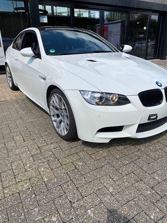 Weiß Gebraucht 2012 BMW M3 Performance Coupé | 59.990 € (Guter Preis) - Bild 1/4