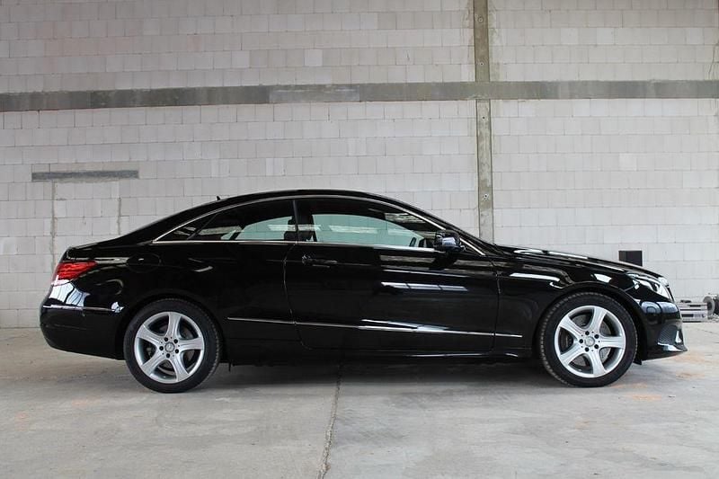 Gebraucht Mercedes E400 333 PS (244 kW) 2014 Schwarz Coupé