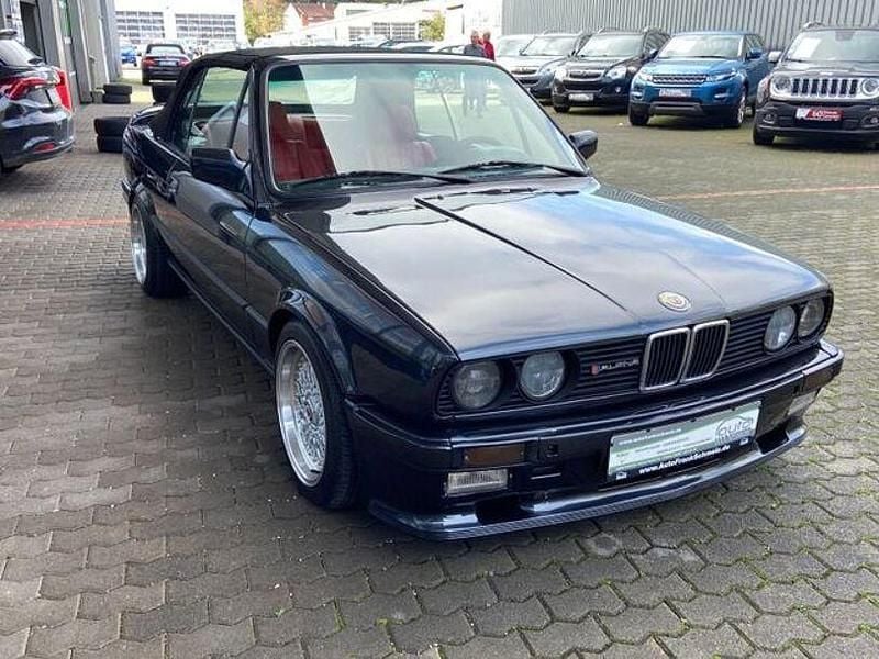 Gebraucht BMW 325 165 PS (121 kW) 1988 Schwarz Cabrio