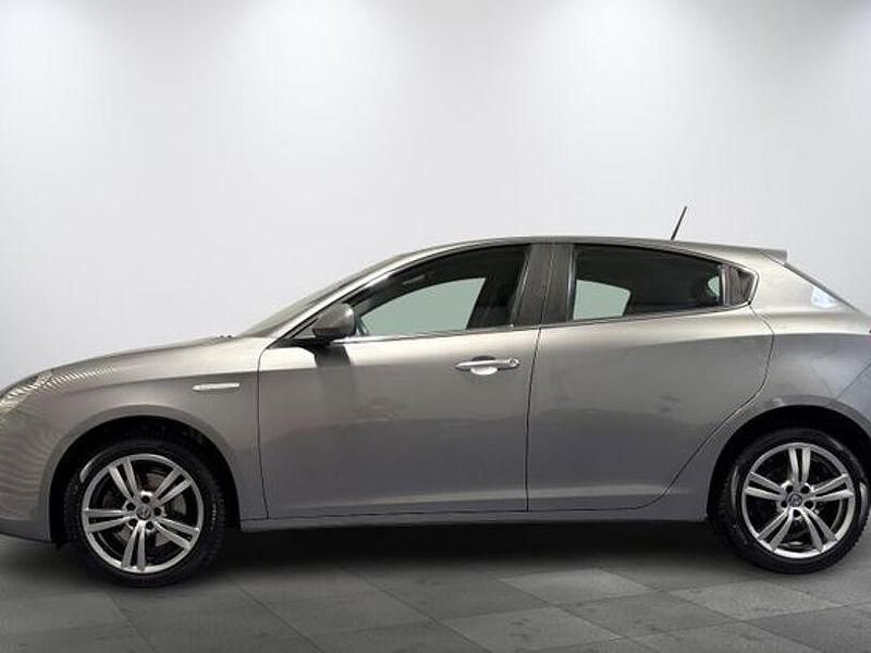 Gebraucht Alfa Romeo Giulietta Super 175 PS (128 kW) 2017 Grau Kleinwagen