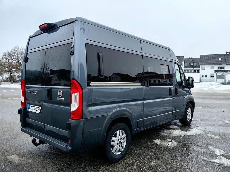 Gebraucht Fiat Ducato 150 PS (110 kW) 2017 Grau Van