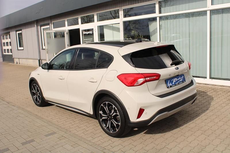 Gebraucht Ford Focus Active 150 PS (110 kW) 2020 Weiß metallic