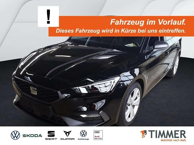 Mitternachtsschwarz Gebraucht 2025 Seat Leon FR Kombi | 30.990 € (Fairer Preis) - Bild 1/4
