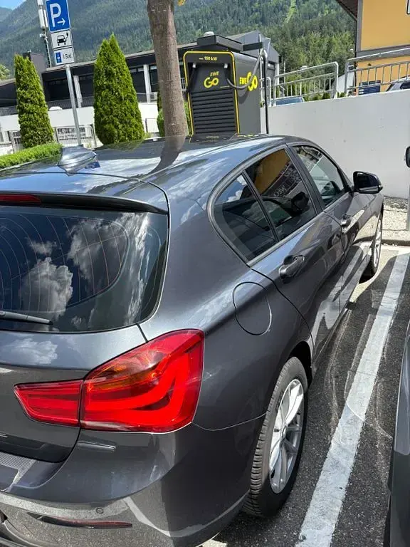 Gebraucht BMW 118 136 PS (100 kW) 2015 Grau Kleinwagen