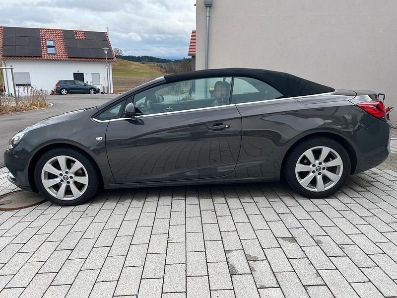 Gebraucht Opel Cascada 194 PS (142 kW) 2014 Grau Cabrio