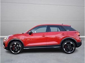 Gebraucht Audi Q2 S-Line 150 PS (110 kW) 2025 Rot (progressivrot metallic) SUV
