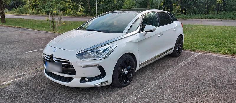 Gebraucht Citroën DS5 163 PS (119 kW) 2012 Weiß Kleinwagen