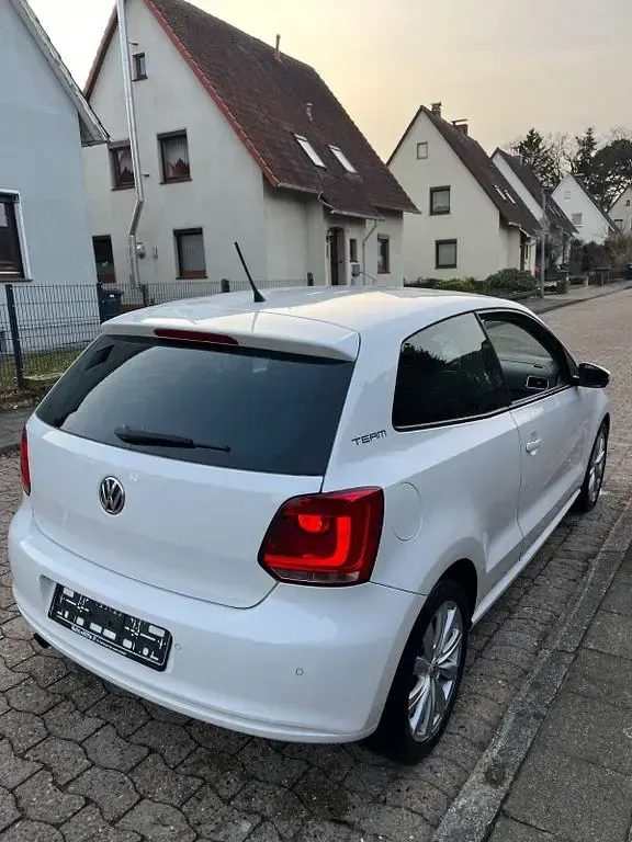 Gebraucht VW Polo Highline 105 PS (77 kW) 2010 Weiß Kleinwagen