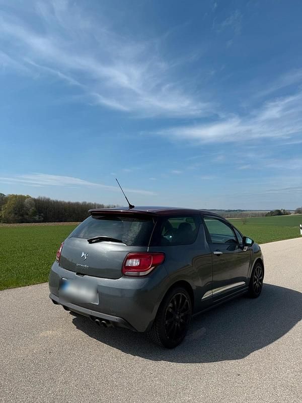 Gebraucht Citroën DS3 155 PS (114 kW) 2012 Grau Kleinwagen