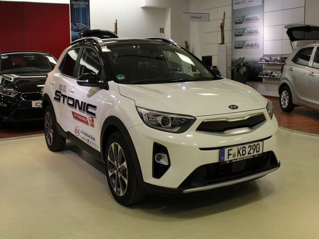 Kaufe den Kia Stonic 1.4 Benzin 99 PS (2019) in Frankfurt ...