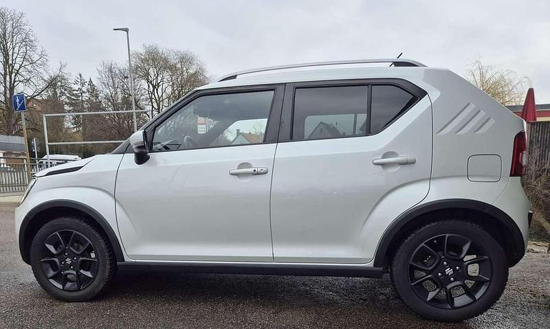 Gebraucht Suzuki Ignis 90 PS (66 kW) 2017 White pearl SUV