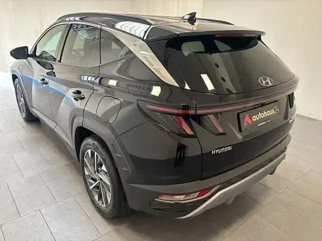 Gebraucht Hyundai Tucson Trend 180 PS (132 kW) 2024 Schwarz SUV