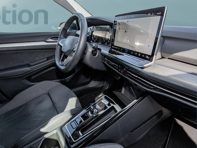 Gebraucht VW Golf VIII 150 PS (110 kW) 2025 Schwarz Kleinwagen