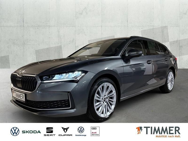 Neu Skoda Superb Selection 150 PS (110 kW) 2026 Graphitegrau metallic Kombi