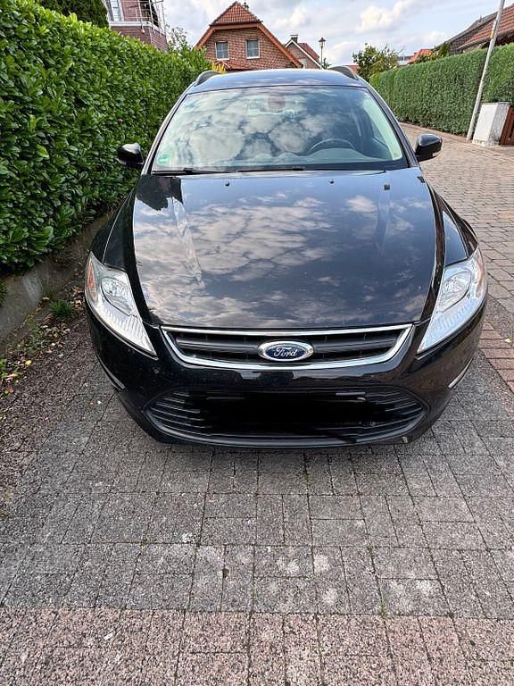 Schwarz Gebraucht 2013 Ford Mondeo Champions Edition Limousine | 6.500 € (Fairer Preis) - Bild 1/4