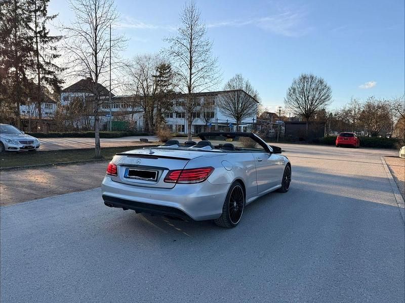 Gebraucht Mercedes E400 AMG line 333 PS (244 kW) 2014 Silber Cabrio