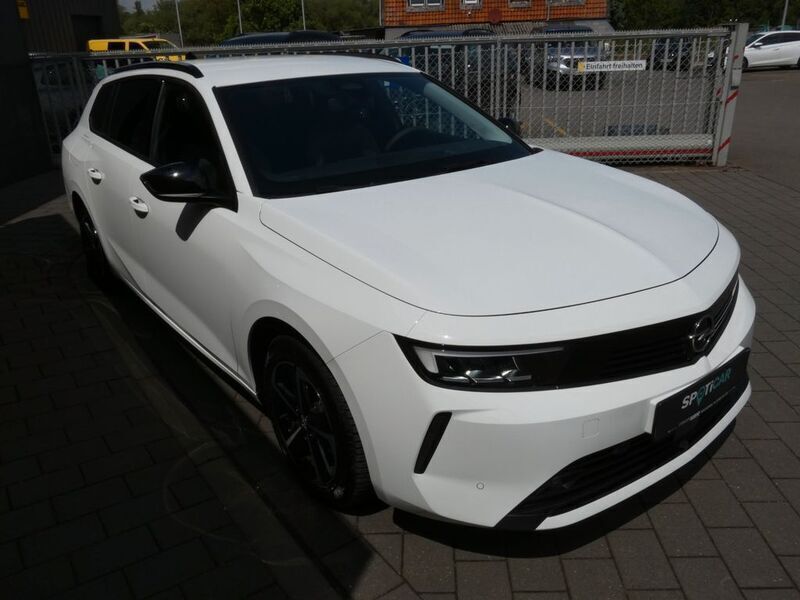 Gebraucht Opel Astra Edition 110 PS (80 kW) 2024 Weiß Kombi