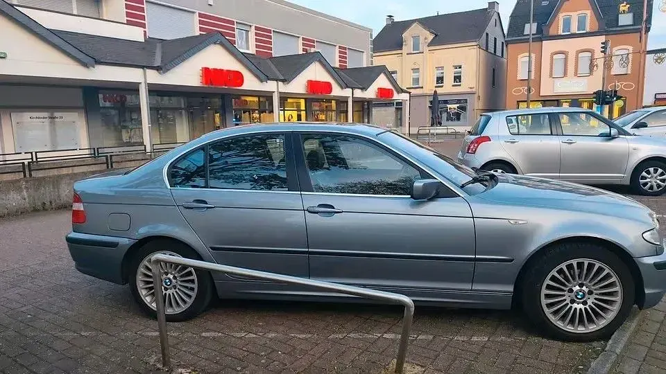 Gebraucht BMW 316 Exclusive 116 PS (85 kW) 2004 Silber Limousine