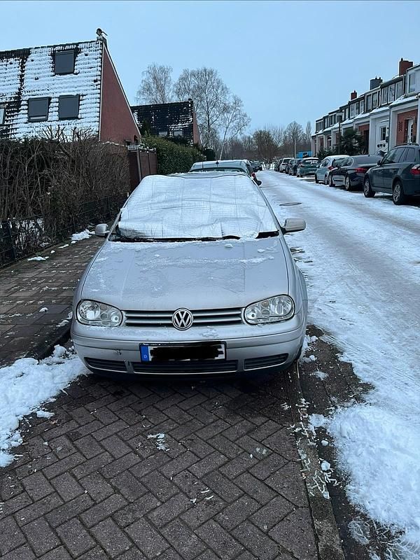 Grau Gebraucht 1999 VW Golf IV Kleinwagen | 699 € (Fairer Preis) - Bild 1/4