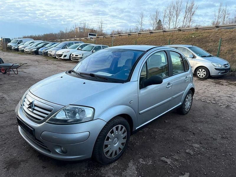 Silber Gebraucht 2004 Citroën C3 Limousine | 2.500 € (Fairer Preis) - Bild 1/4