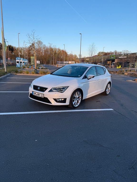 Gebraucht Seat Leon SC FR 150 PS (110 kW) 2015 Weiß Kleinwagen