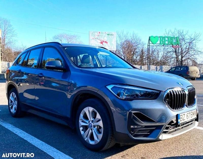 Grau Gebraucht 2022 BMW X1 Advantage SUV | 20.300 € (Fairer Preis) - Bild 1/4