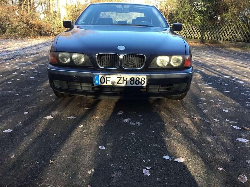 Gebraucht BMW 520 150 PS (110 kW) 1998 Blau Limousine