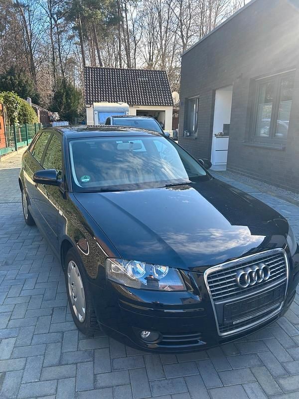 Gebraucht Audi A3 102 PS (75 kW) 2006 Schwarz Kleinwagen