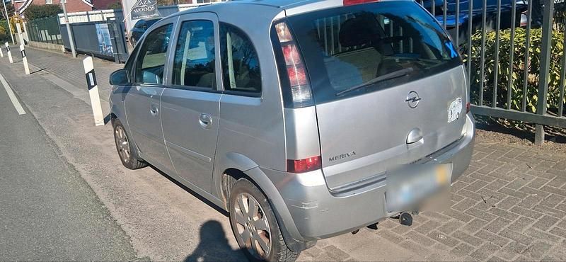 Gebraucht Opel Meriva 2005 Silber Van / Kleinbus