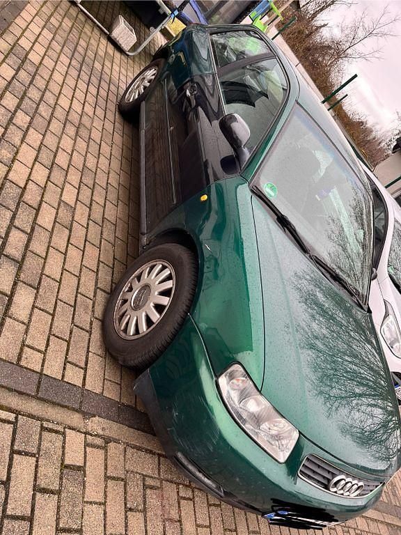 Gebraucht Audi A3 Ambiente 90 PS (66 kW) 1999 Grün Kleinwagen