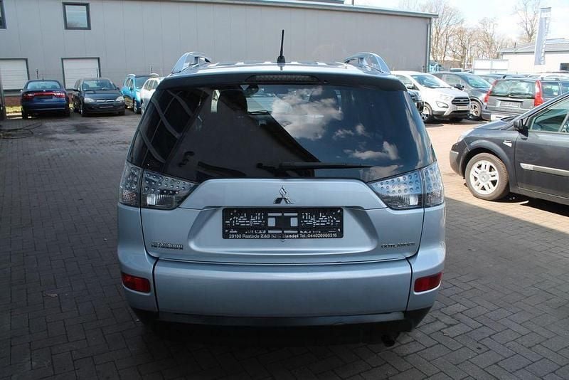 Gebraucht Mitsubishi Outlander 170 PS (125 kW) 2009 Silber SUV