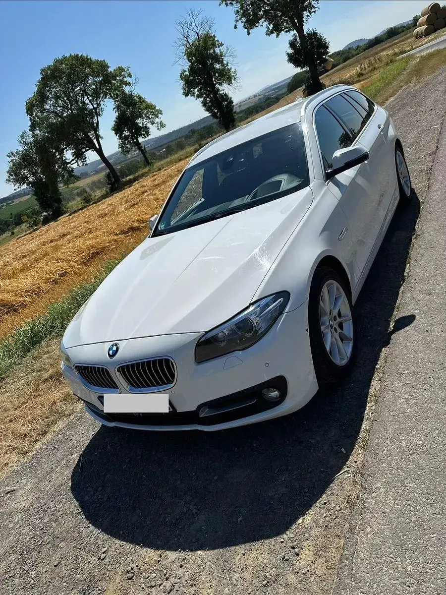Gebraucht BMW 520 Comfort Edition 184 PS (135 kW) 2014 Weiß Kombi