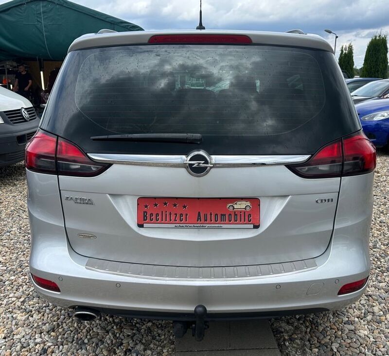 Gebraucht Opel Zafira 131 PS (96 kW) 2014 Silber Van / Kleinbus