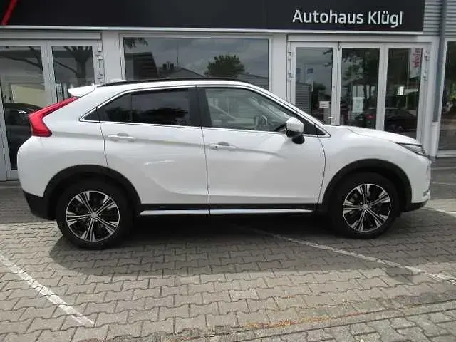 Gebraucht Mitsubishi Eclipse Cross Top 163 PS (119 kW) 2018 Weiß SUV