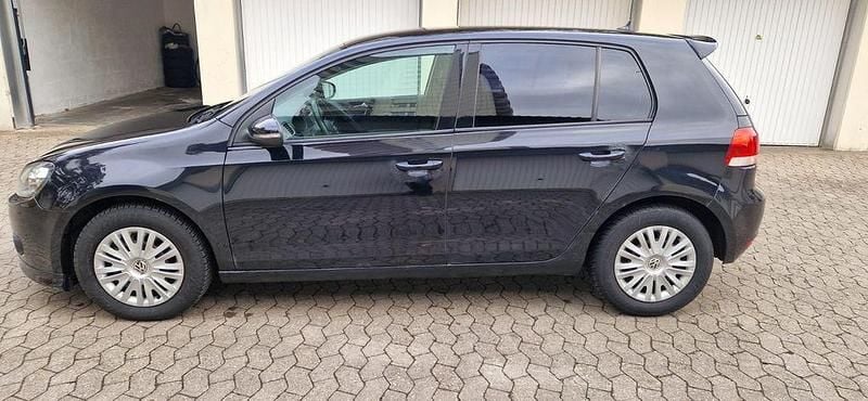 Gebraucht VW Golf VI 102 PS (75 kW) 2009 Schwarz Kleinwagen