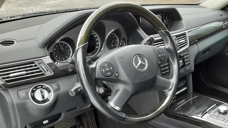 Gebraucht Mercedes E300 Avantgarde 231 PS (169 kW) 2012 Schwarz Kombi