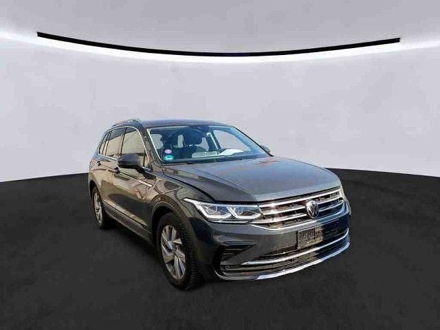 Gebraucht VW Tiguan Elegance 150 PS (110 kW) 2023 Uranograu SUV
