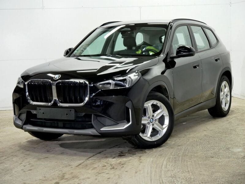 Schwarz Gebraucht 2023 BMW X1 Performance SUV | 37.490 € (Superpreis) - Bild 1/4