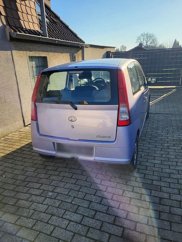Gebraucht Daihatsu Cuore 58 PS (42 kW) 2002 Kleinwagen